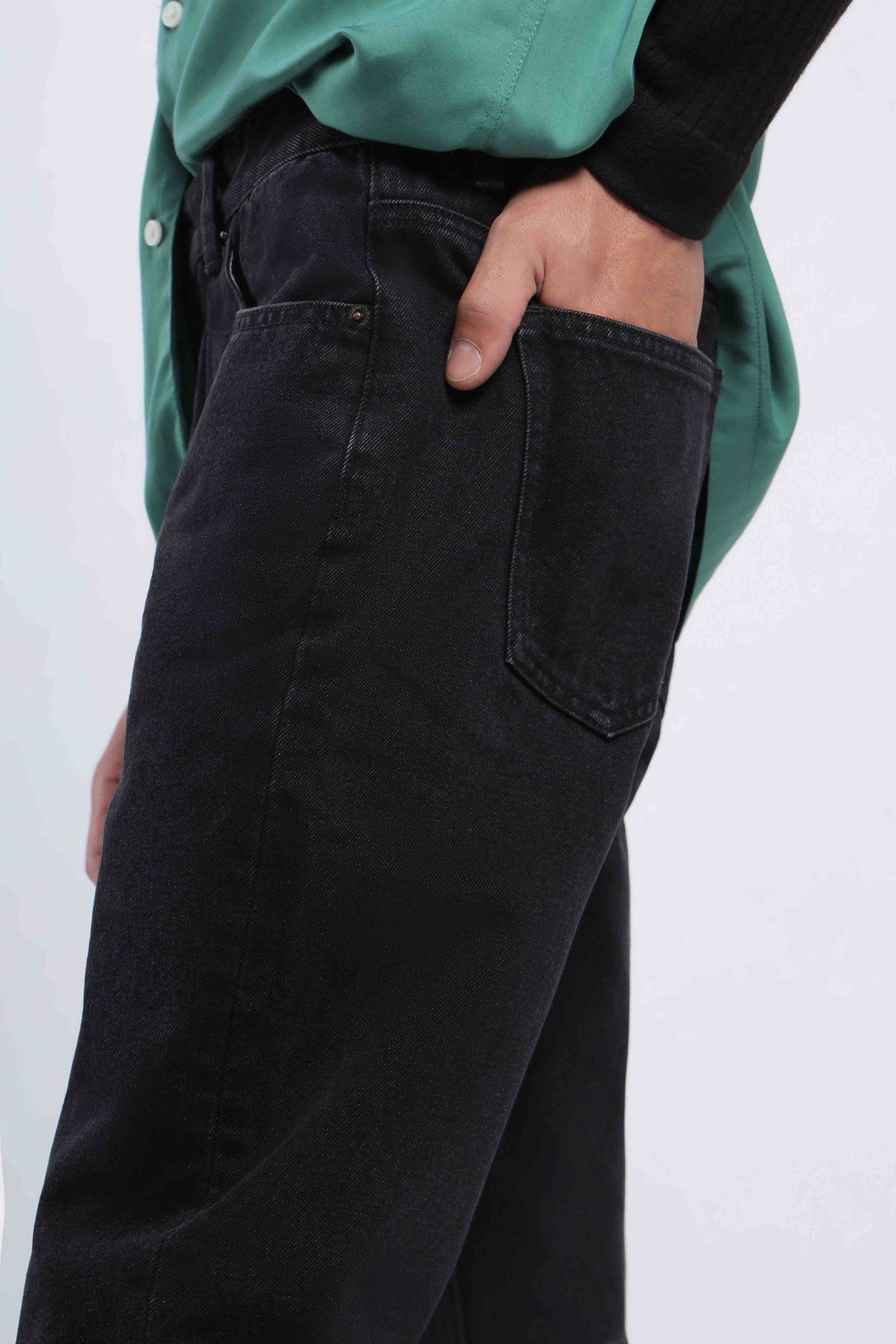 Buy Men Black Slim Fit Solid Casual Trousers Online  785439  Allen Solly